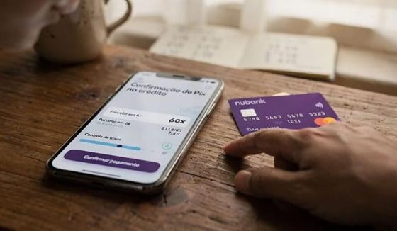 Ao procurar a empresa, apenas R$ 400 foram bloqueados, restando um prejuízo de R$ 1.902,21, valor que passou a ser cobrado da cliente.