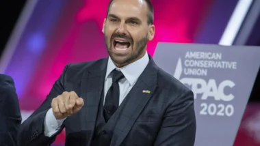 Ex-deputado foi questionado sobre situação de Jair Bolsonaro e acusou Alexandre de Moraes de buscar vingança.