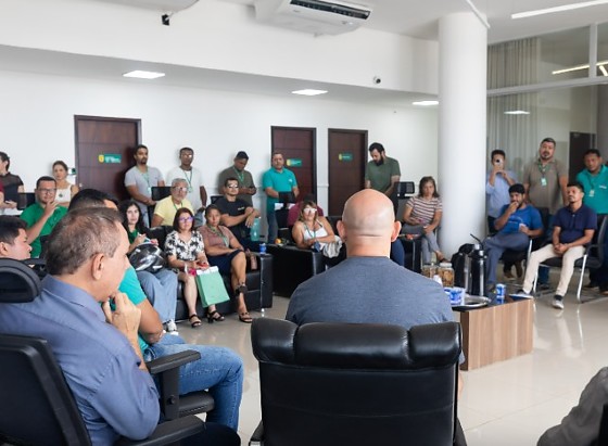 Gestão diz que ainda não foi notificada, mas garante restituição a servidores da Saúde