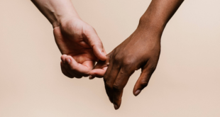 Por que você atrai sempre o mesmo tipo de pessoa? A numerologia te ajuda a entender