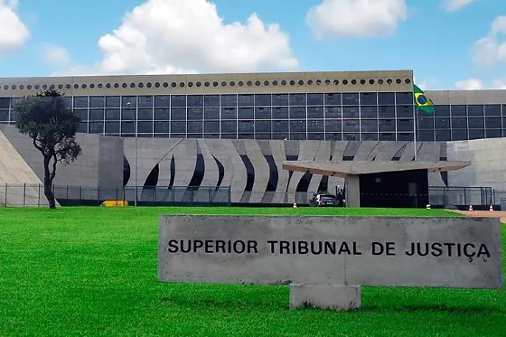 A peça jurídica que deflagrou a crise foi um mandado de segurança impetrado pelo candidato Igor Ferreira Leite.