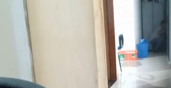 Vítima foi enganada e realizou transferências via PIX antes de perceber golpe e acionar a Polícia Civil