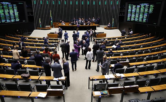 Ampliação da isenção pode gerar impacto anual de aproximadamente R$ 1 bilhão aos cofres públicos.