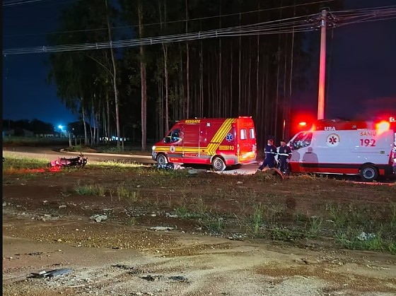 Júlio Cesar pilotava uma motocicleta quando perdeu o controle, bateu no bueiro e morreu