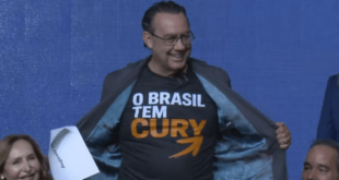 Augusto Cury lança pré-candidatura à Presidência com foco em pacificação
