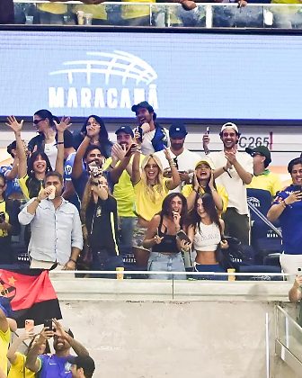 Virginia acompanhou o amistoso da Seleção no Maracanã.